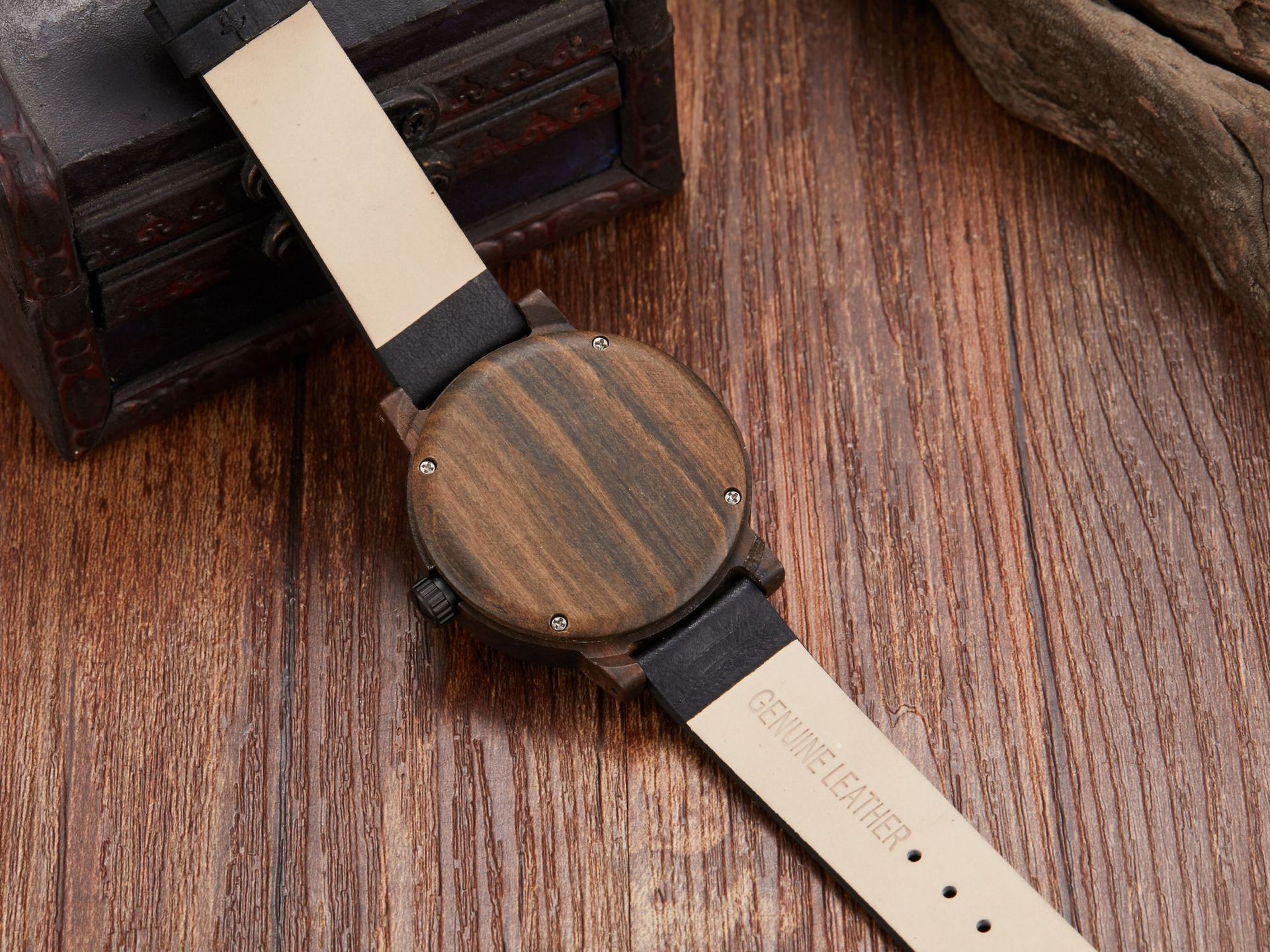 GRACE AXIS -Compass Wooden Watch
